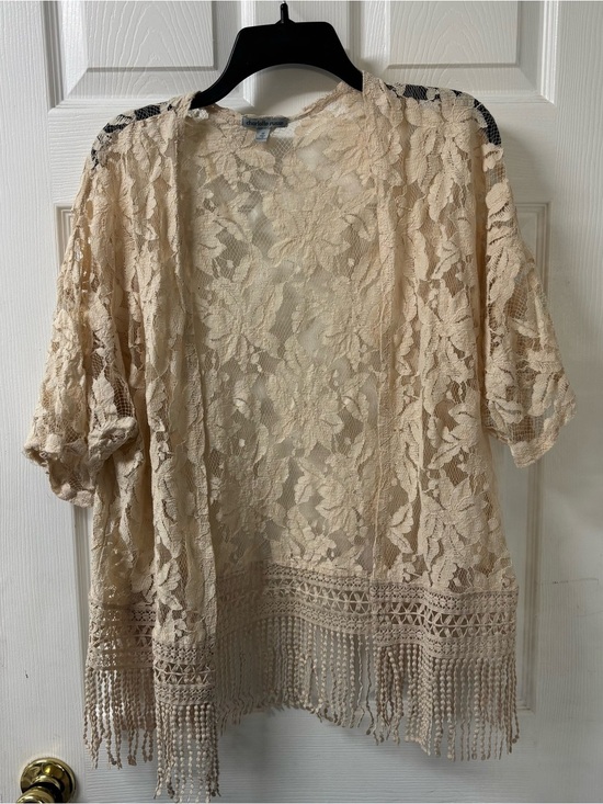 Charlotte Russe Tops - Charlotte Russe Lace Boho Indie Fringe Kimono Cover Up Beige Women’s Size Medium